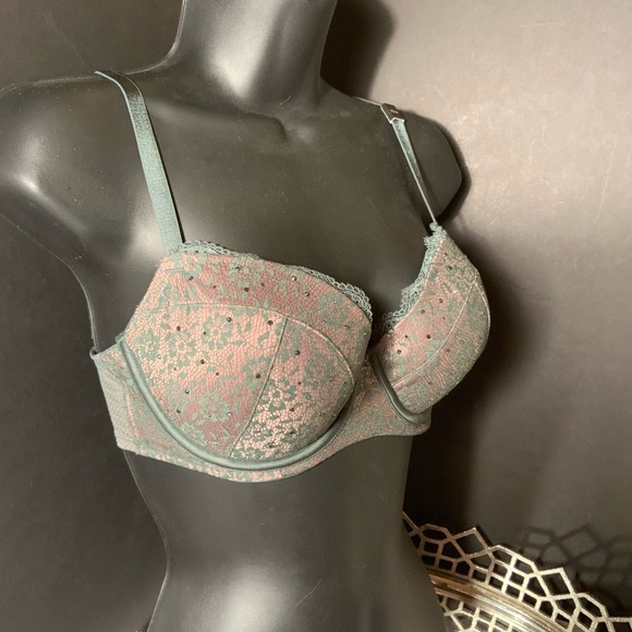 New Victoria Secret Bra Padded Demi #A11 - Picture 5 of 9